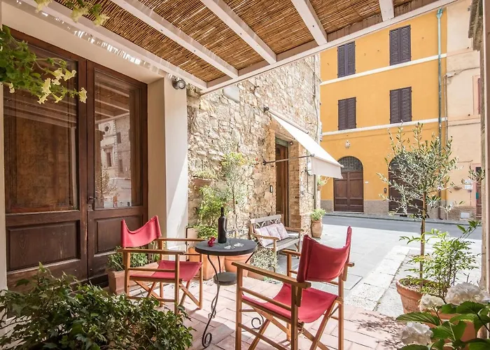 Radicondoli House