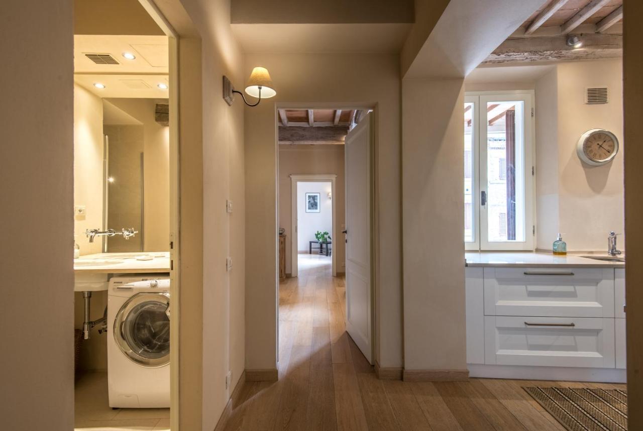 House Apartment *